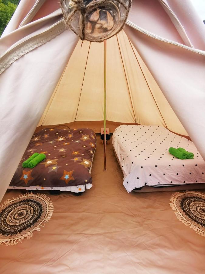 Luna Rock Glamping Brezoi - Blue Scai Exterior photo