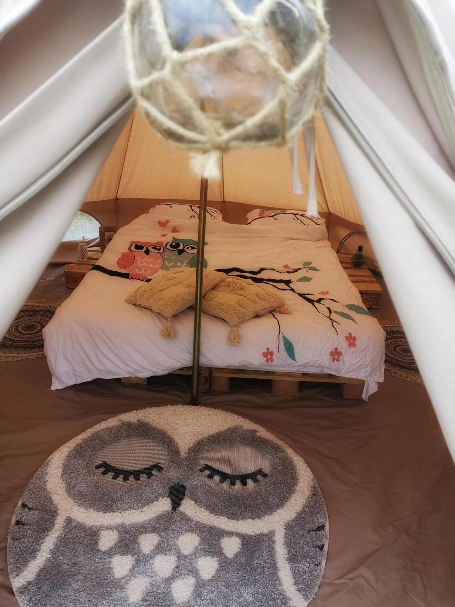 Luna Rock Glamping Brezoi - Blue Scai Exterior photo